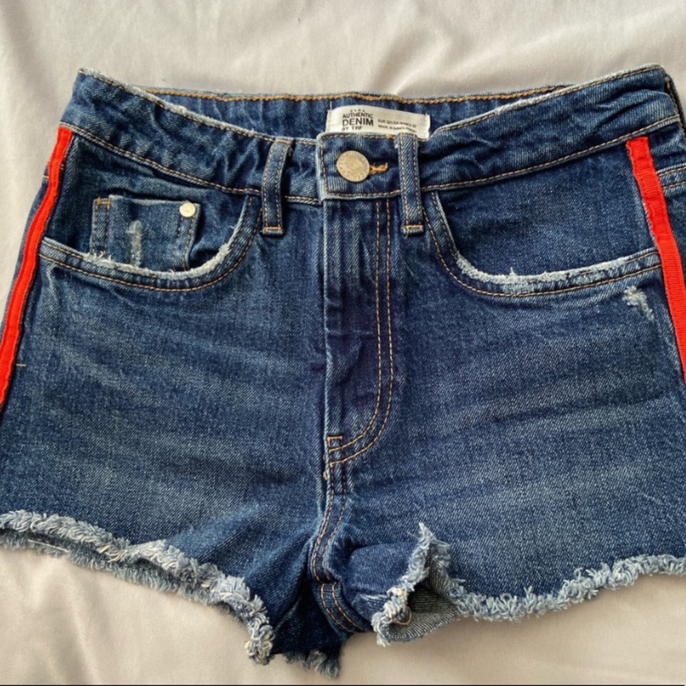 Size 00 Zara Jean Shorts